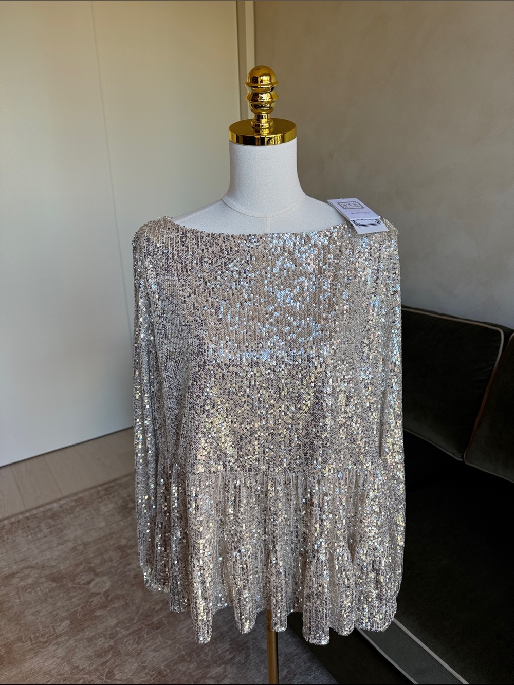 Sail to Sable STS Silver Sequin Top Size XL NWT Shirt Blouse